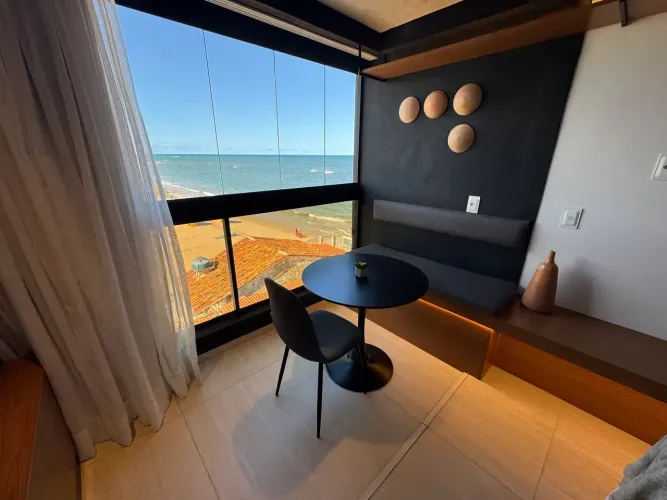 Beira mar em Tamandaré, flat alto padrão mobiliado