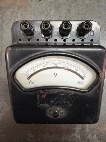 Voltímetro Analógico Antigo NORMA 