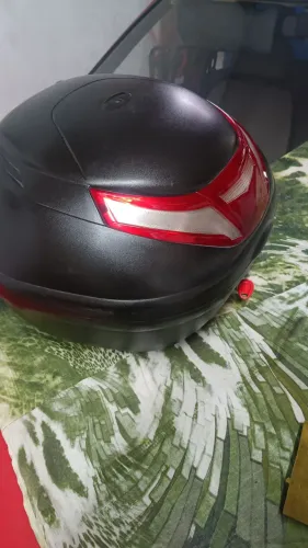 Baú givi 35 litros