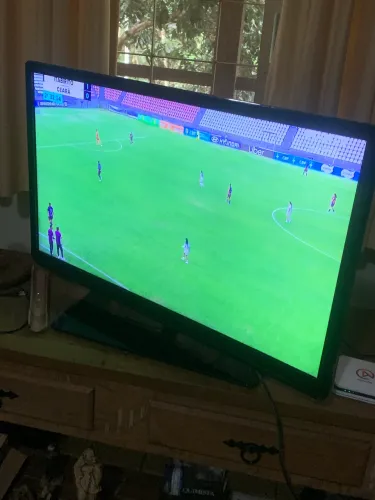 Tv Philips 32 polegadas ( não é smart)