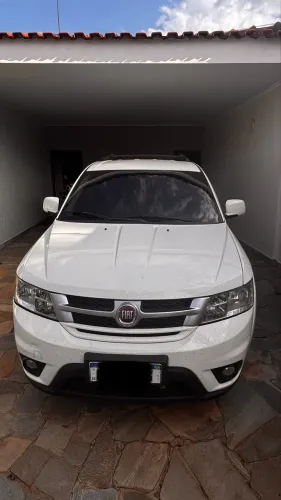 Fiat Freemont 2.4 16V 5P Aut. 2014