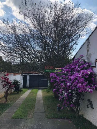 Casa com 3 dormitórios à venda, 300 m² por R$ 580.000,00 - Centro - Pindamonhangaba/SP