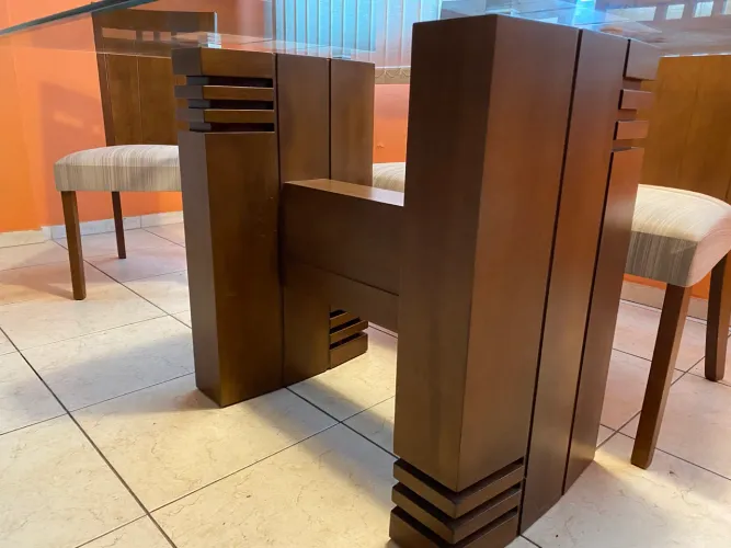 Mesa com tampo de vidro 6 lugares