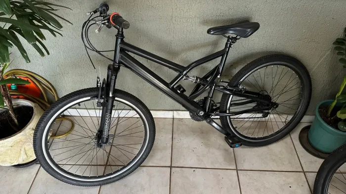 Bicicleta Aro 26 Full Suspensão com Nota Fiscal