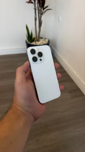 iPhone 16 pro 128gb branco titanium 