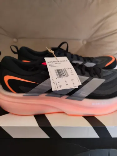 tênis Adidas pra Corrida