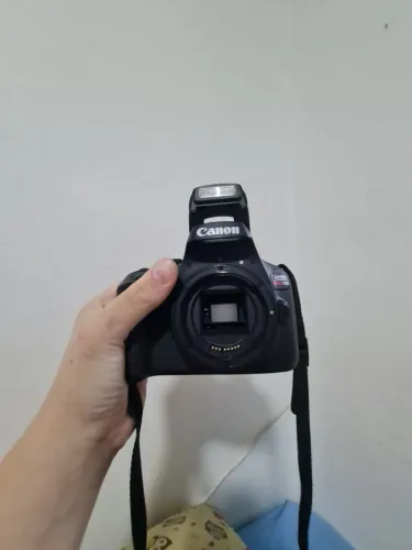 Câmera Fotográfica Profissional CANON URGENTE URGENTET100
