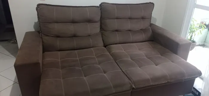 Sofa retrátil em otimo estado