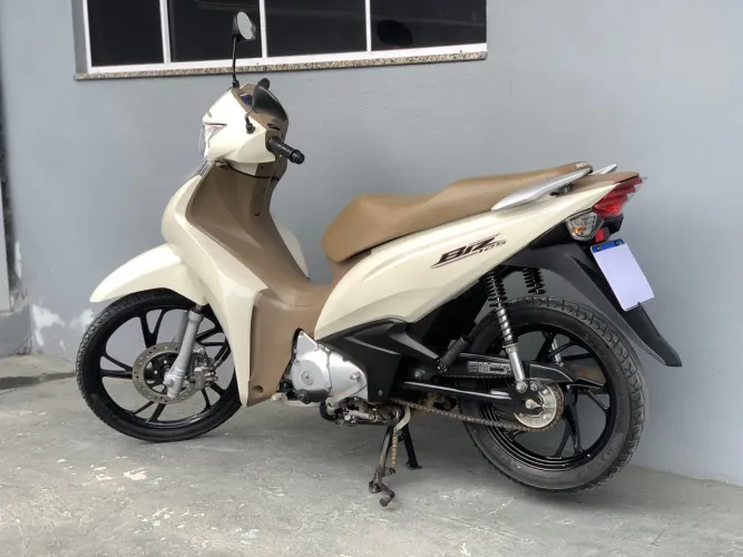 ? HONDA BIZ 125i 2022 - APENAS 6.000 KM!