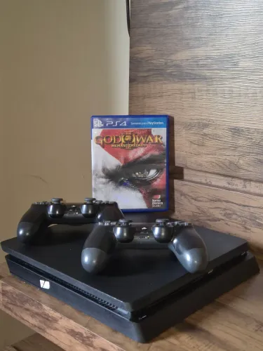 Ps4 Slim 1tb Com 2 Controles E 1 Jogo God of War 3 remastered