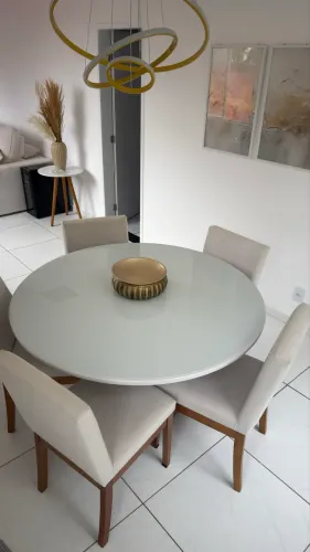 Conjunto Mesa de Jantar Redonda de Vidro + 5 Cadeiras