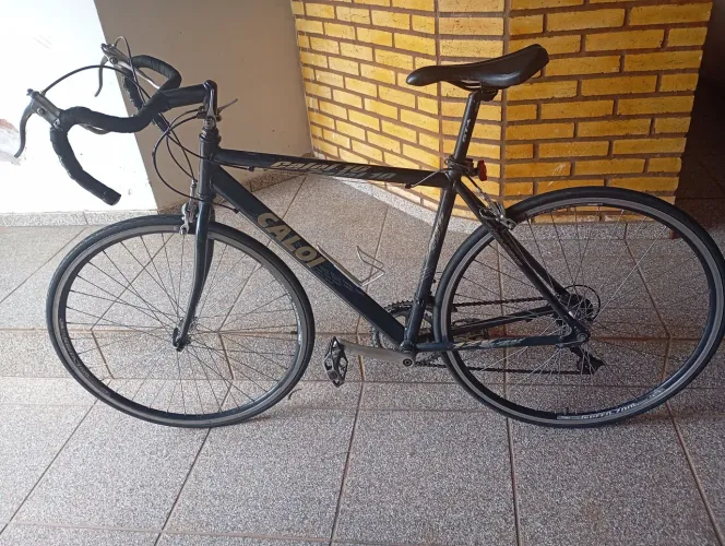 Vendo Bike Caloi 10 Speed preto 12 marchas
