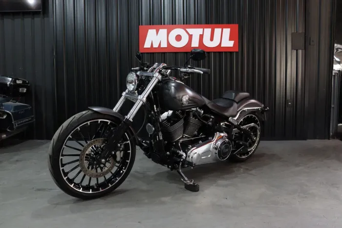 HARLEY-DAVIDSON BREAKOUT ? 16/17