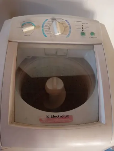 Vendo máquina de lavar Eletrolux 9kg usada funcionando