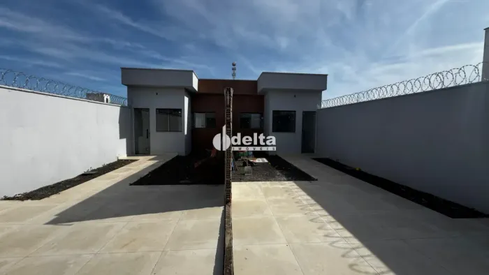 Casa residencial com 2 suítes disponível para venda no bairro Gávea em Uberlândia-MG