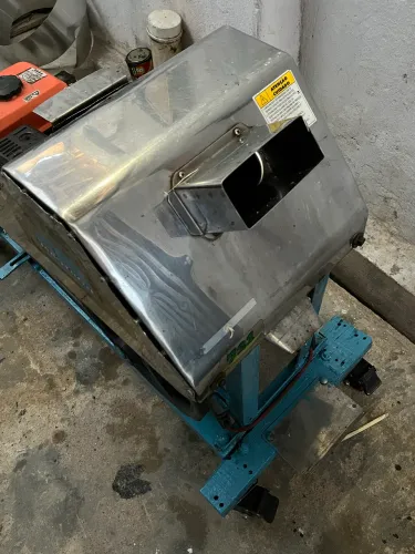Engenho moedor cana de açúcar em inox Modelo motorizado