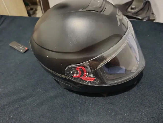 Capacete ASX