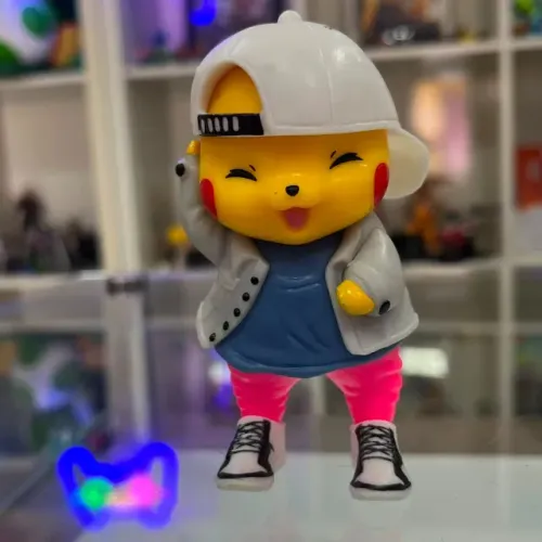Action figure Pokémon Pikachu em estilo Hip-Hop Streetwear