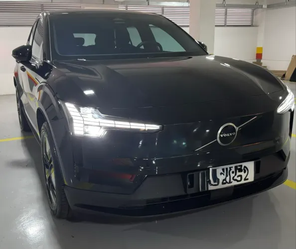 Volvo EX30 E60 Core (elétrico) 2024