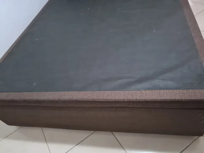 Cama box baú