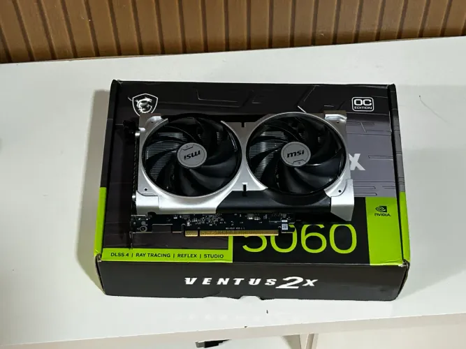 ( PARCELADO EM 10x ) Placa de vídeo RTX 5060 msi ventus 2x na garantia