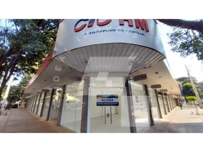 Sal no Centro comercial Santos Dumont - Com 305 m2