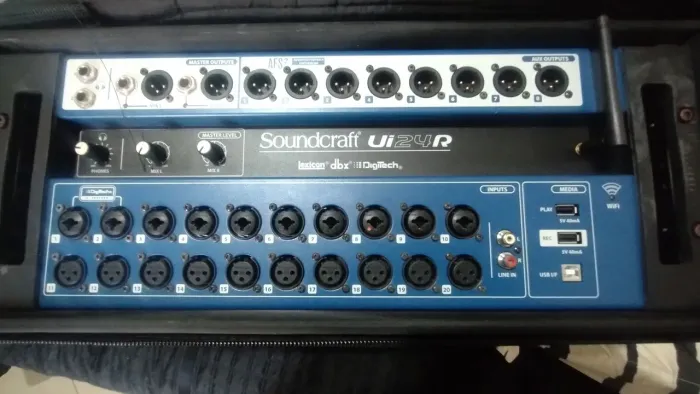 Vendo mesa digital UI 24r 