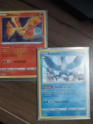 Cartas TCG Pokemon Articuno e Moltres.