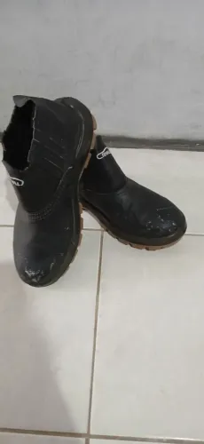 Bota de construção