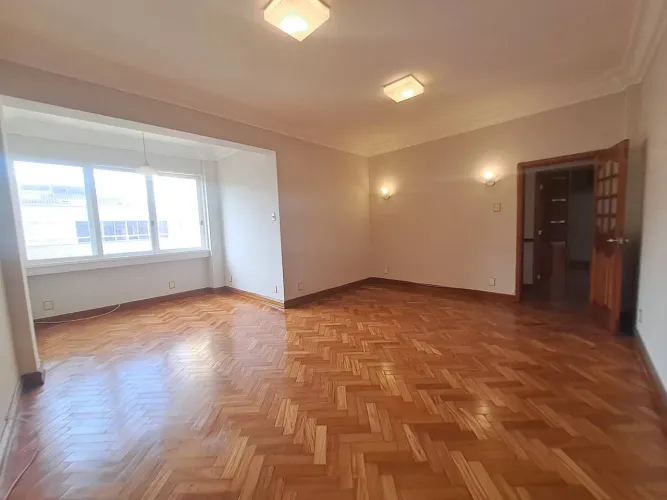 Apartamento para locação 3 quartos sendo uma suíte Rua Bulhões de Carvalho