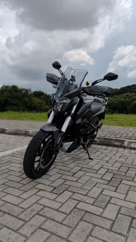 Dominar 400