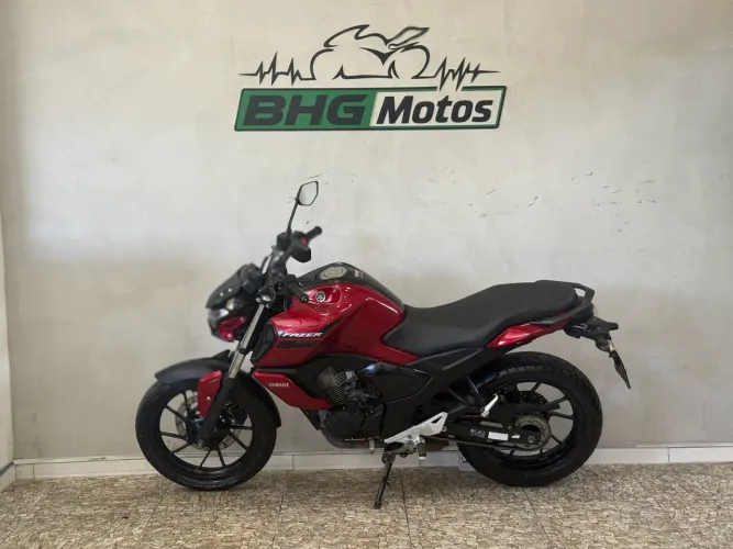 FZ15 ABS VERMELHA 23/23 R$16.500,00