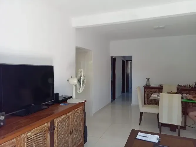Casa em Ilha Comprida/3 Dormitórios (1 suíte)/Próximo Centro/Praia e Comércio