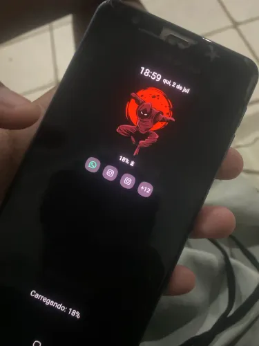 Vendo este celular