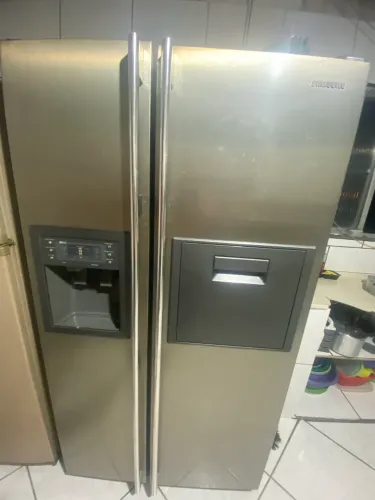 GELADEIRA SIDE BY SIDE SAMSUNG