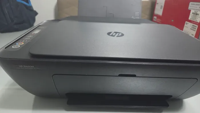Vendo impressora HP 2774 extremamente nova usada Wi-Fi integrado, scanner, cópia e impress