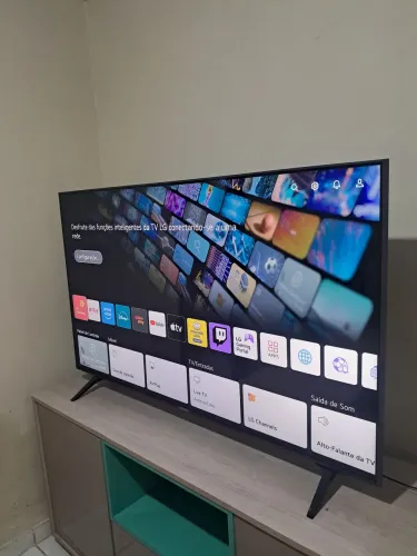 Smart TV LG 60 POLEGADAS + RAQUE MDF