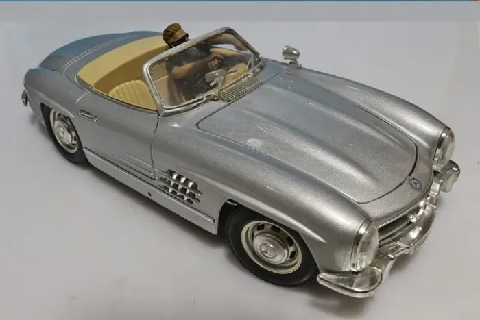MERCEDES BENZ 300-SL 1:18