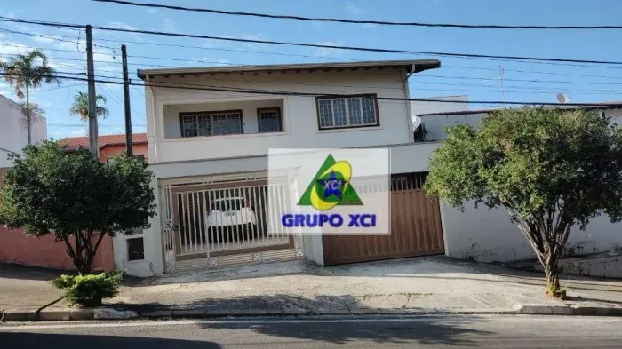 Casa Parque Jambeiro 3 dorm sendo 1 suíte próximo ao Parque das Aguas/zoneamento comercial