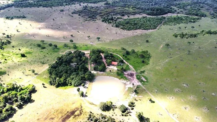 Vende-se Fazenda no município de Cocalinho MT