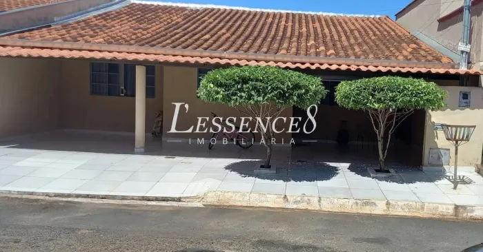 Casa 200m² com 3 Quartos | Setor Amin Camargo | Condomínio Fechado!