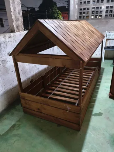 Cama de solteiro infantil casinha 