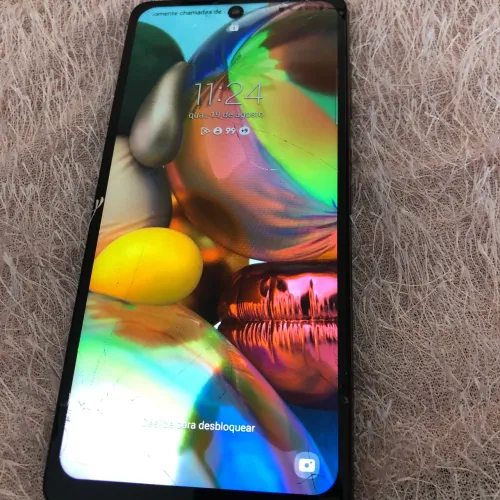 SAMSUNG A71