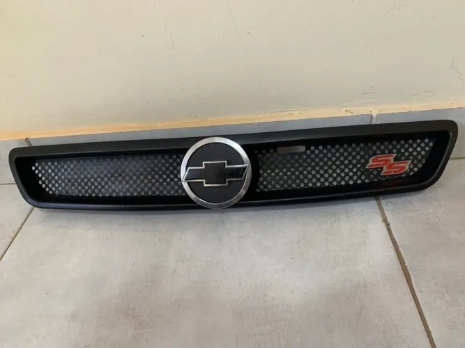 Grade Frontal Corsa SS