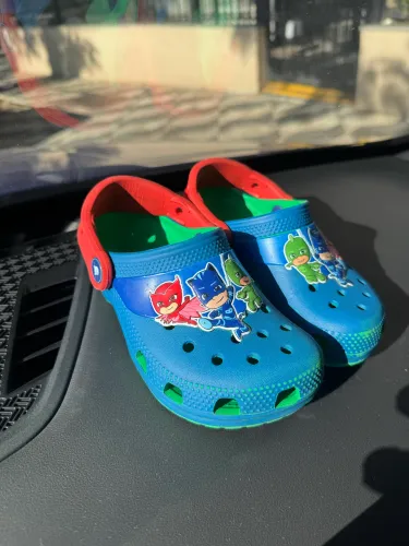 Crocs  Tamanho 28