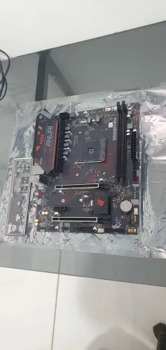 Placa mãe AMD B550M PX