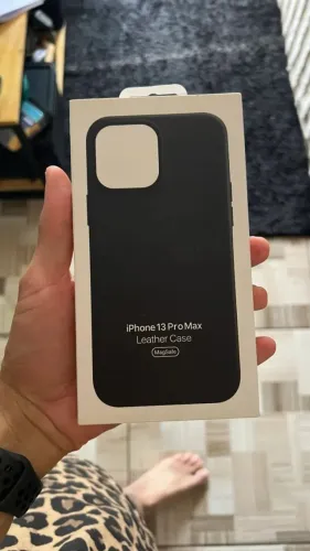 CAPA ORIGINAL APPLE DE COURO 13 PRO MAX