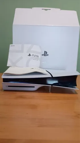 Playstation 5 Branco semi-novo com 2 controles originais dual sense