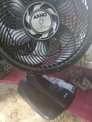 Liquidação total de ventiladores e microondas. Não deixe passar essa oportunidade única. 