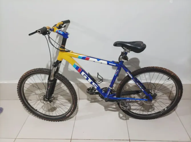 Vende se baike aro 26 